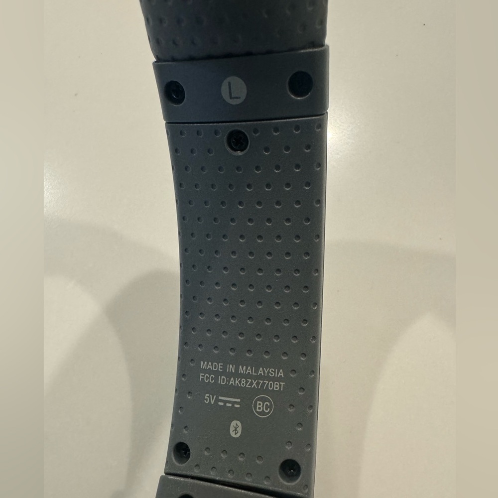 Sony Wireless Headphones - Picture 4 of 5